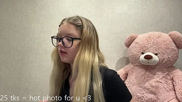 MarlaMotsinger webcam