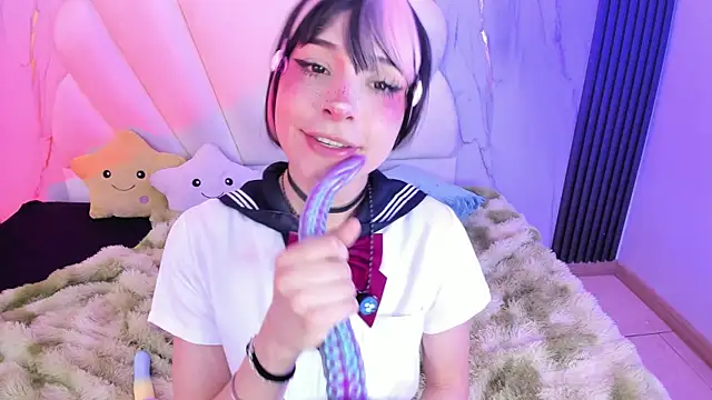 AliiceWonderland_ webcam