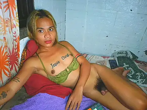 Yourfantasyisme webcam