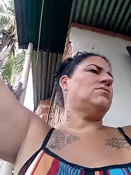 tugordita-hot live cam on StripChat