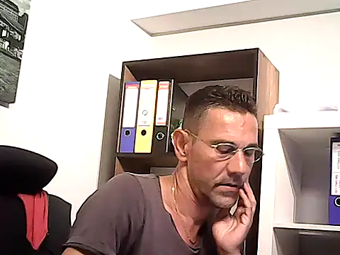 mastercharisma35 webcam