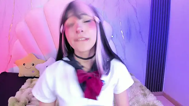 AliiceWonderland_ webcam