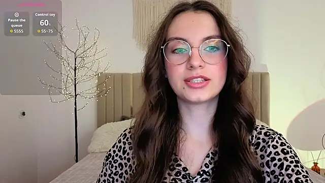 Real_cutie1 webcam