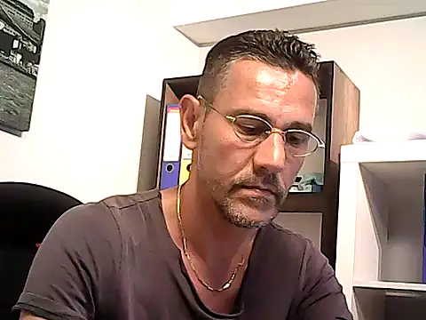 mastercharisma35 webcam