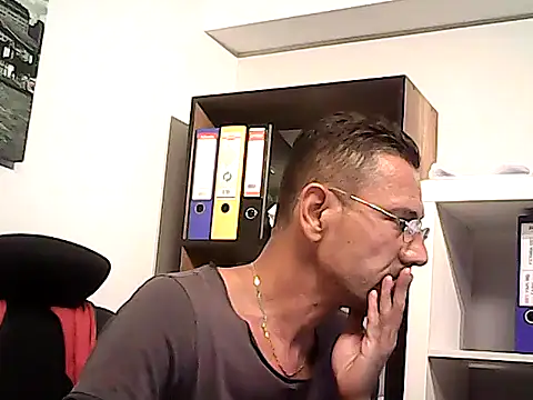 mastercharisma35 webcam