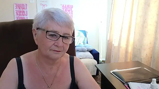 Sandra_Snowflake webcam
