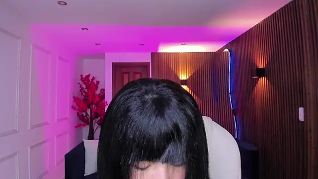 Watch Kloee_brown live on EroticFlix - High definition streams
