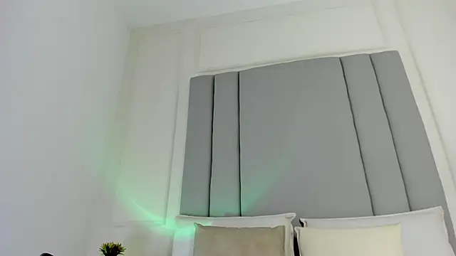 CannelaSmith webcam