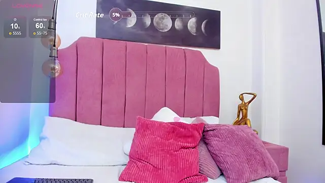 Mia_Naive webcam