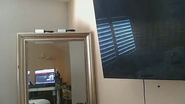 SylviaSunday webcam
