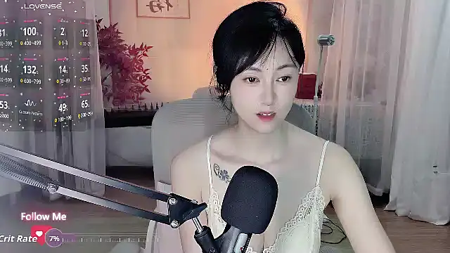 noomi-1111 webcam