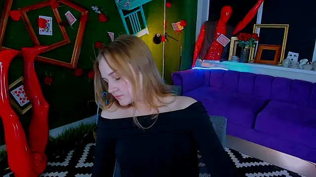 LissaTelor webcam