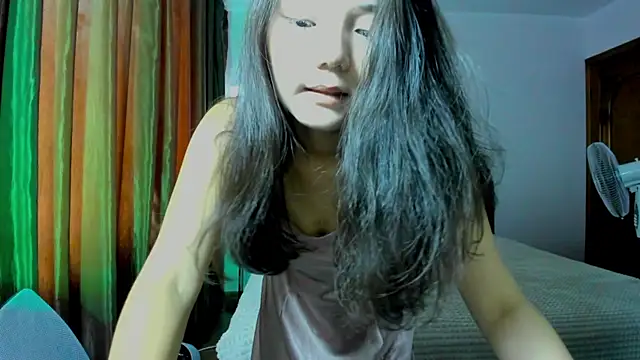 milana_marttt webcam