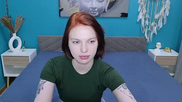 Nora_Finch webcam
