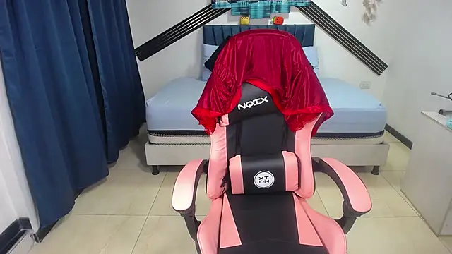Alice_Roosee webcam