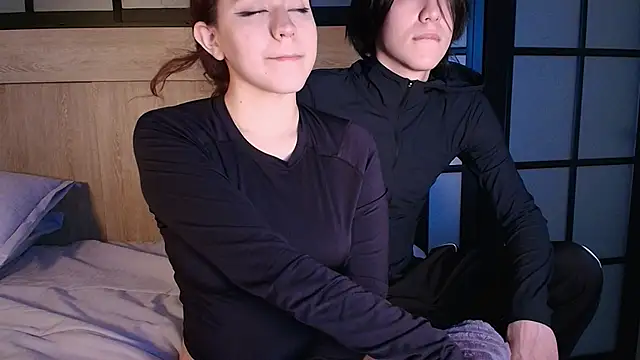 Daphne_and_Roger_