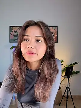 Adriennesexxx webcam