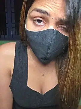 Isha_Sax webcam