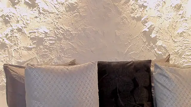 joselin_rouse webcam