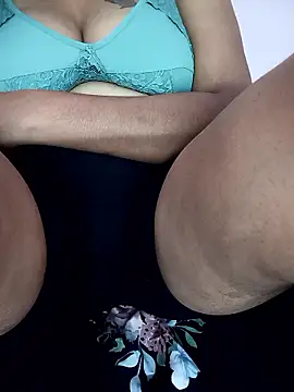 Ammu14399 webcam