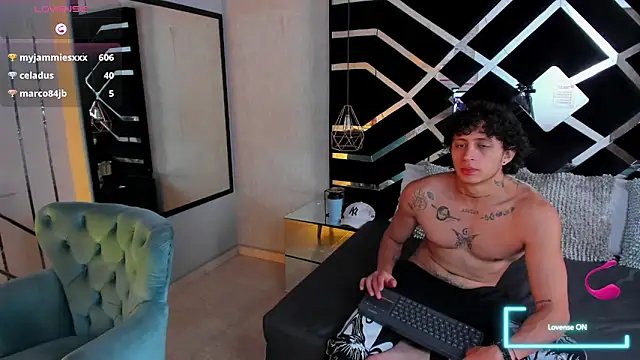 JayTaylorr webcam