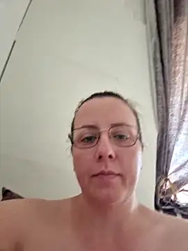 Goodass7 live cam on StripChat