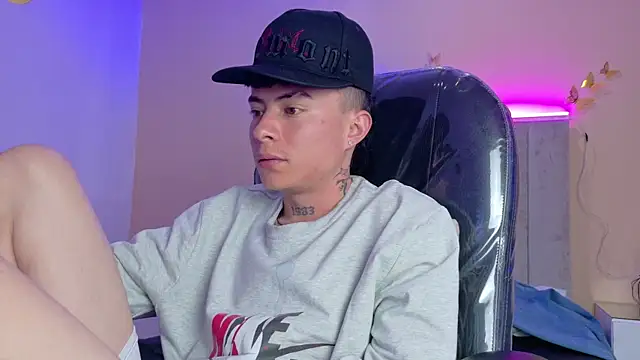 Nascary_Fox webcam