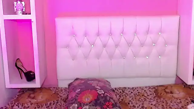 x_isabella_x webcam