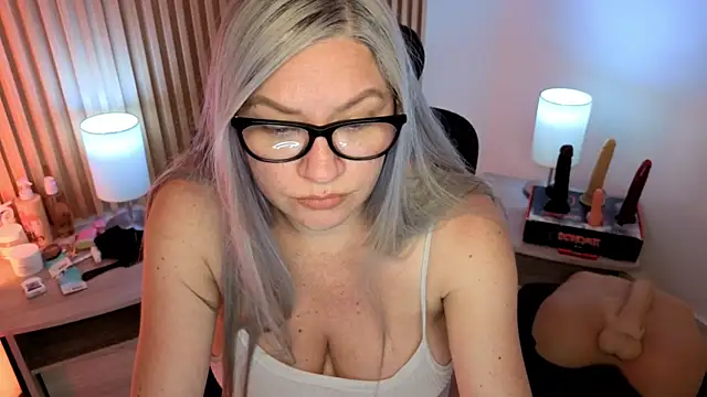 MarianL0ve webcam