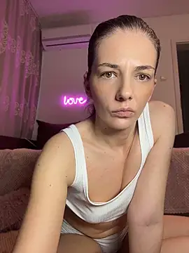 Sabrinedivinee webcam