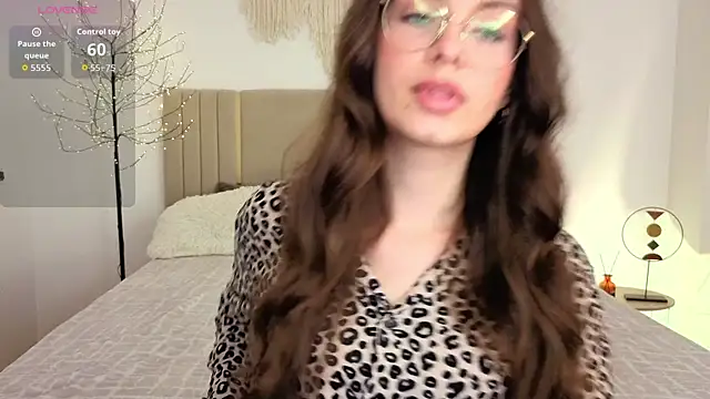 Real_cutie1 webcam