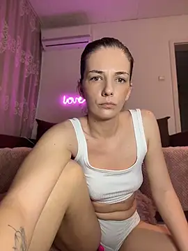 Sabrinedivinee webcam