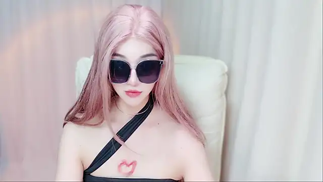 zizi-a webcam