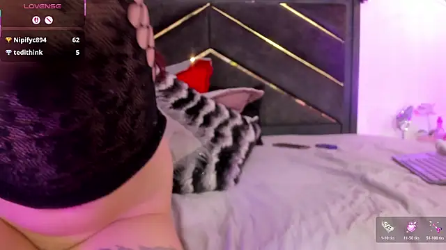 april_jones05 webcam