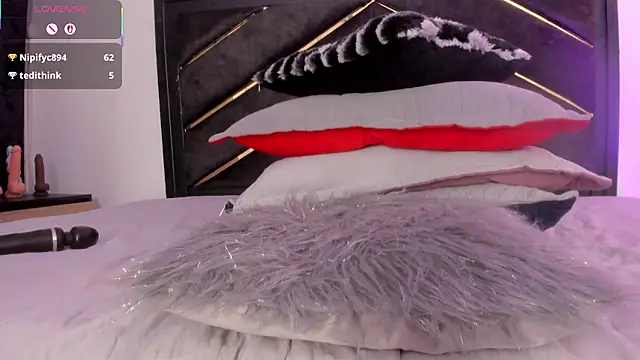 april_jones05 webcam