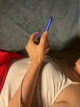Linda-babyy webcam
