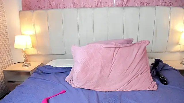 mia__gv webcam