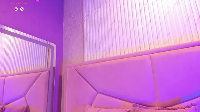 LolyYunno live sex cam