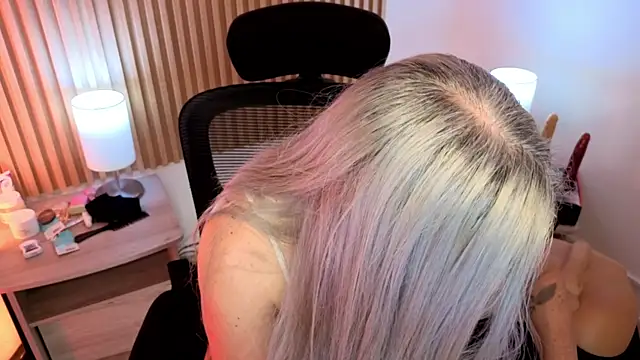 MarianL0ve webcam