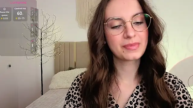 Real_cutie1 webcam