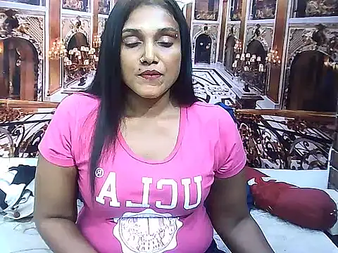 IndianSexyLady20 webcam