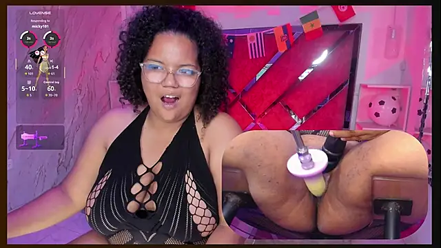 mhiarey (F young) - My pussy beg to be used right now x2min
