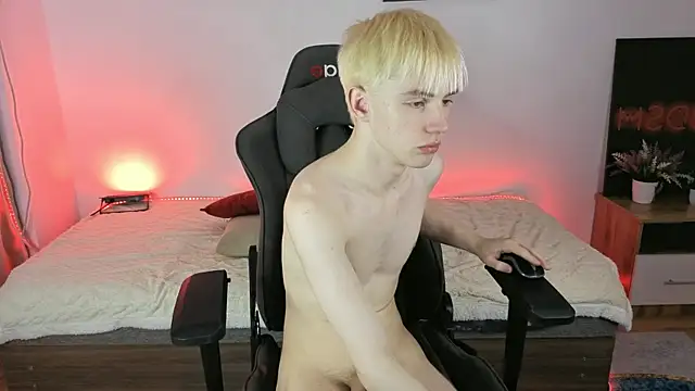 lucidangelok1 (M twink) - CUM SHOW
