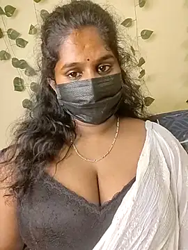 sravani_cutee_ (F young) - boobs show