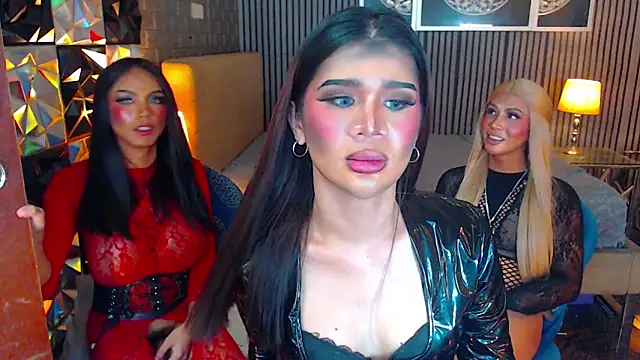 AudreyMilesTrans webcam