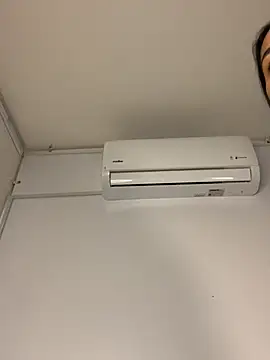Val12777 webcam