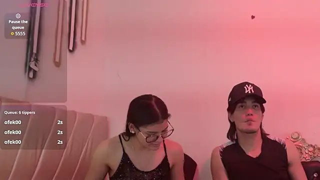 sweetauracouple webcam