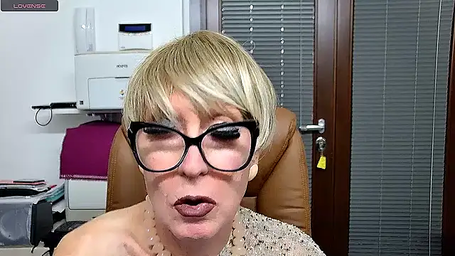 ROBY_SWEETHOT webcam