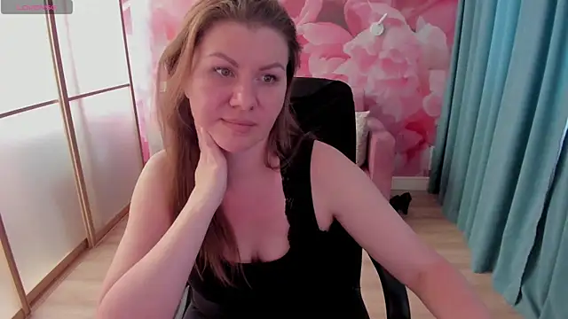 LunaKissesx live cam on StripChat