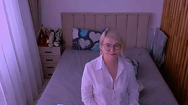 sabrinamacmarren webcam